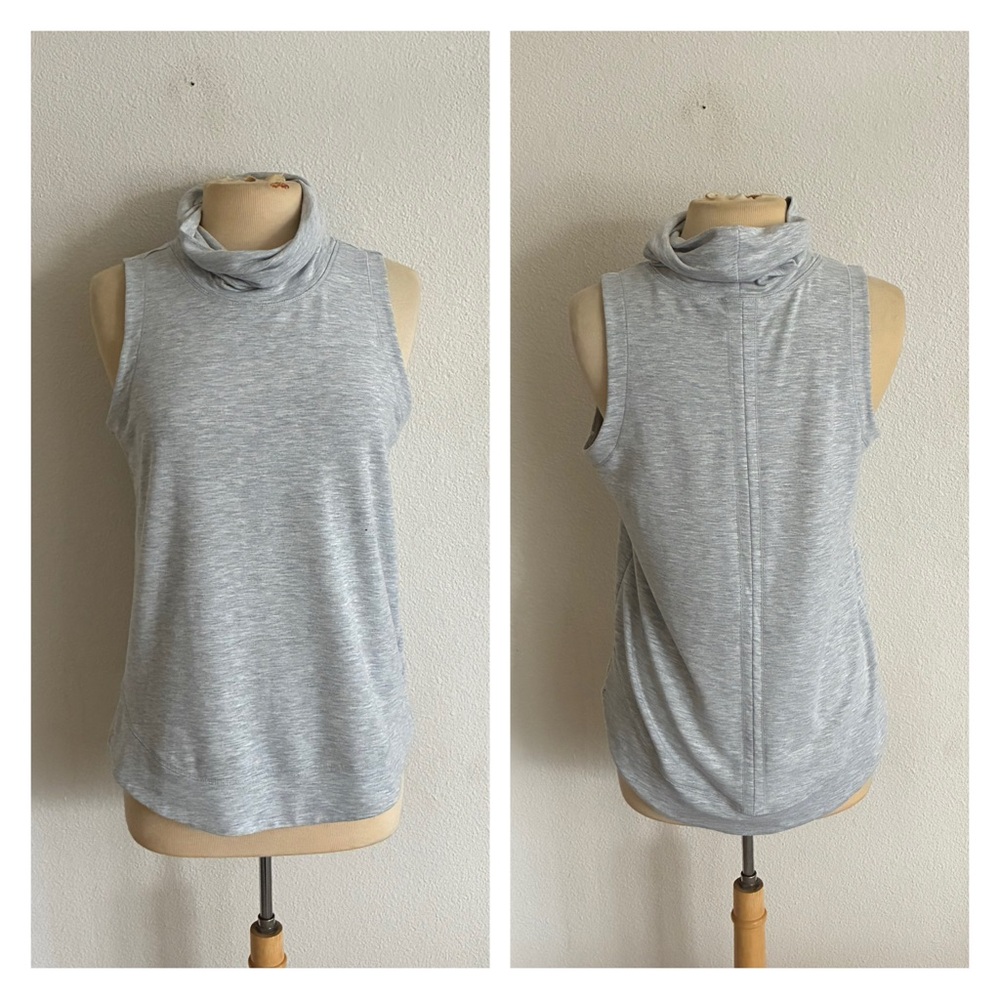 90 Degrees gray tank